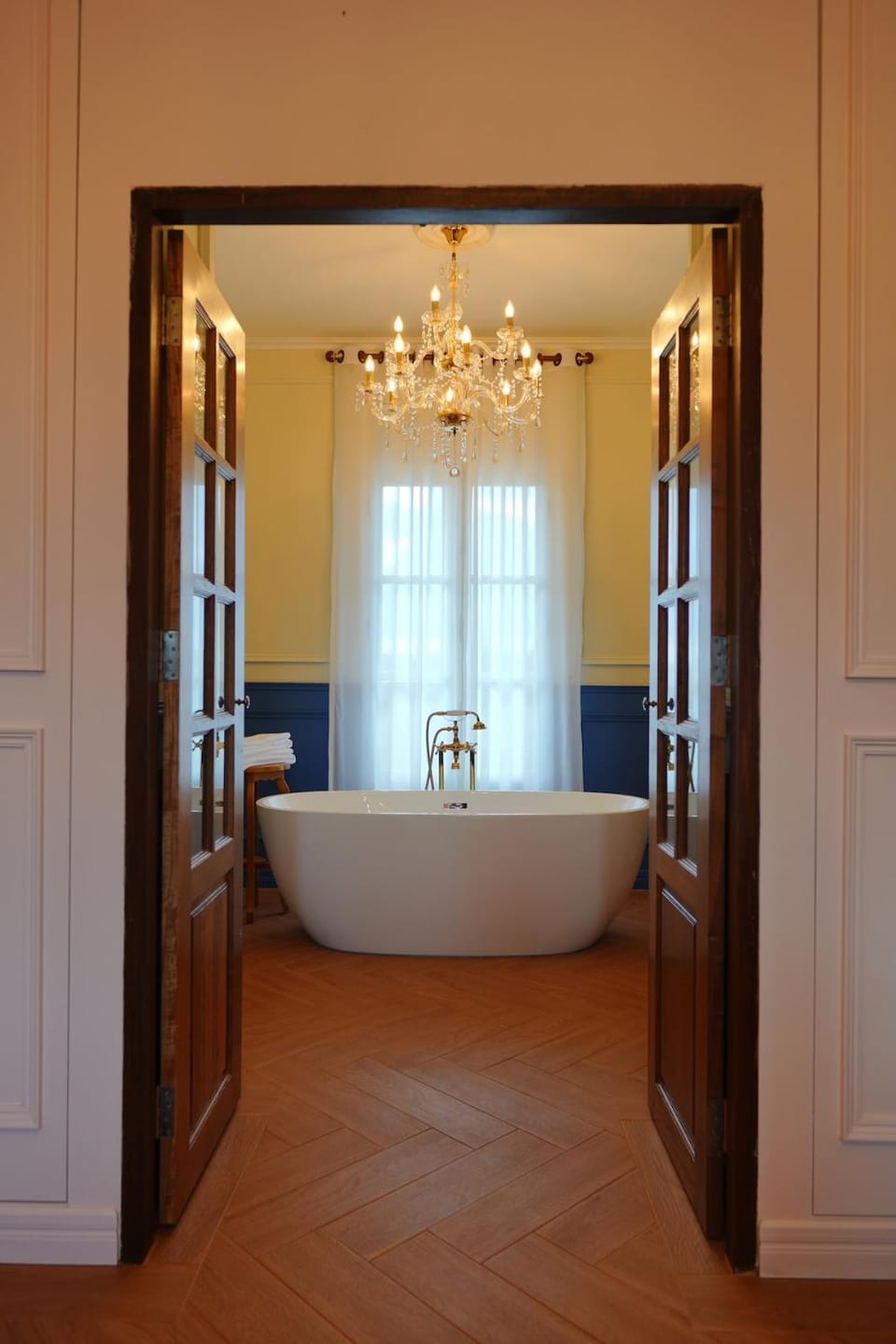 Bathroom, Bath
