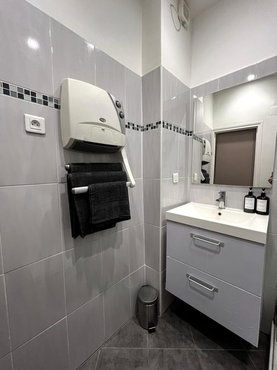 Cozy Apartment Centre Nîmes - Plaza Nemausus Apartment in Nimes