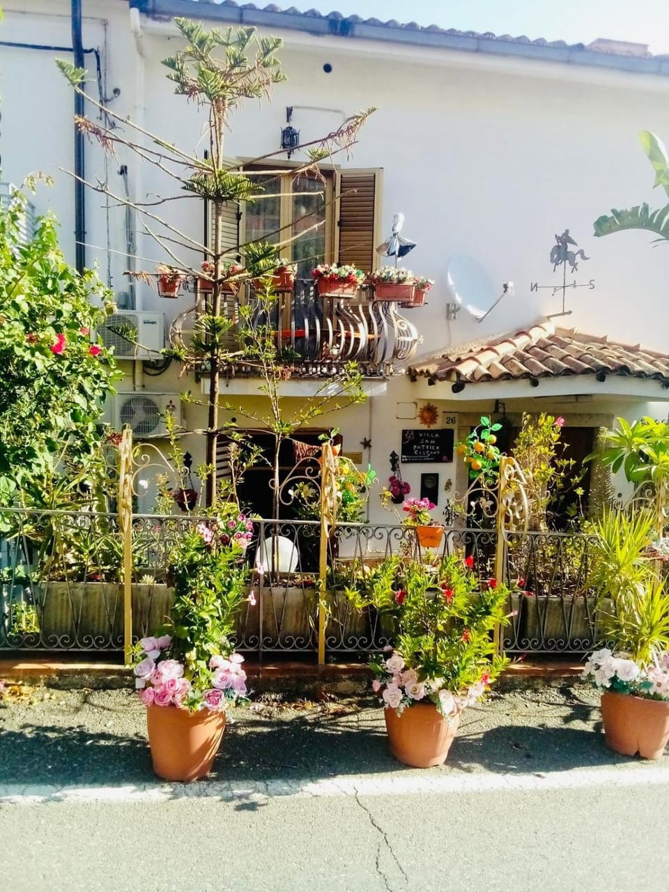Villa San Patrick Elegant Apartment in Taormina