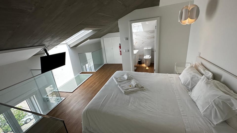 Up Lavie DUX Apartment in Aveiro