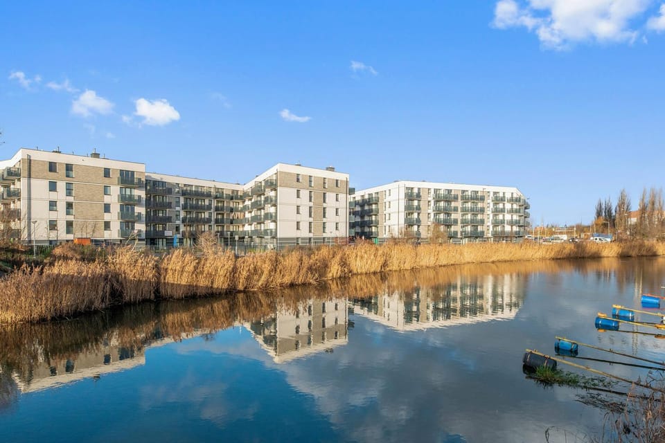 Property building, Day, Natural landscape, City view, River view