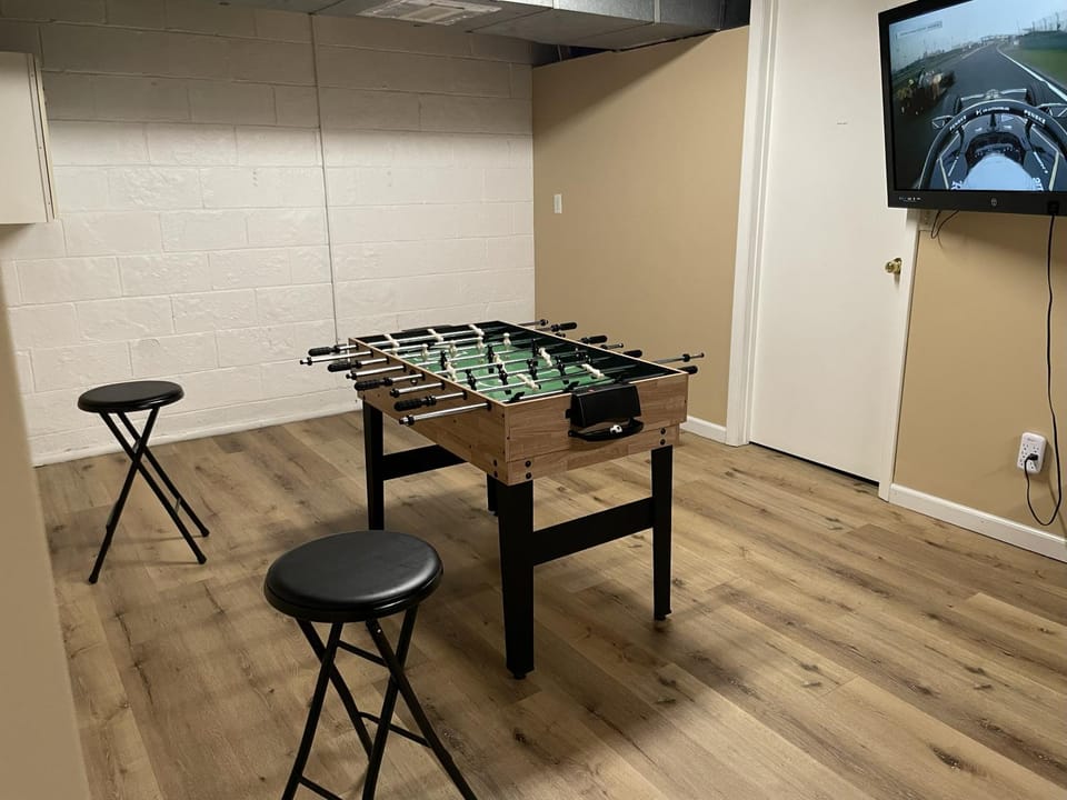 Billiard, Game Room, Table tennis