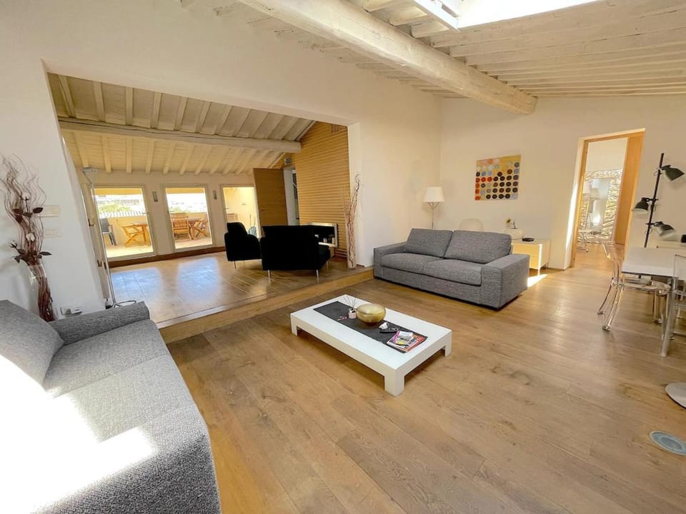Luxury View Terrace Apartment Apartment in Florence