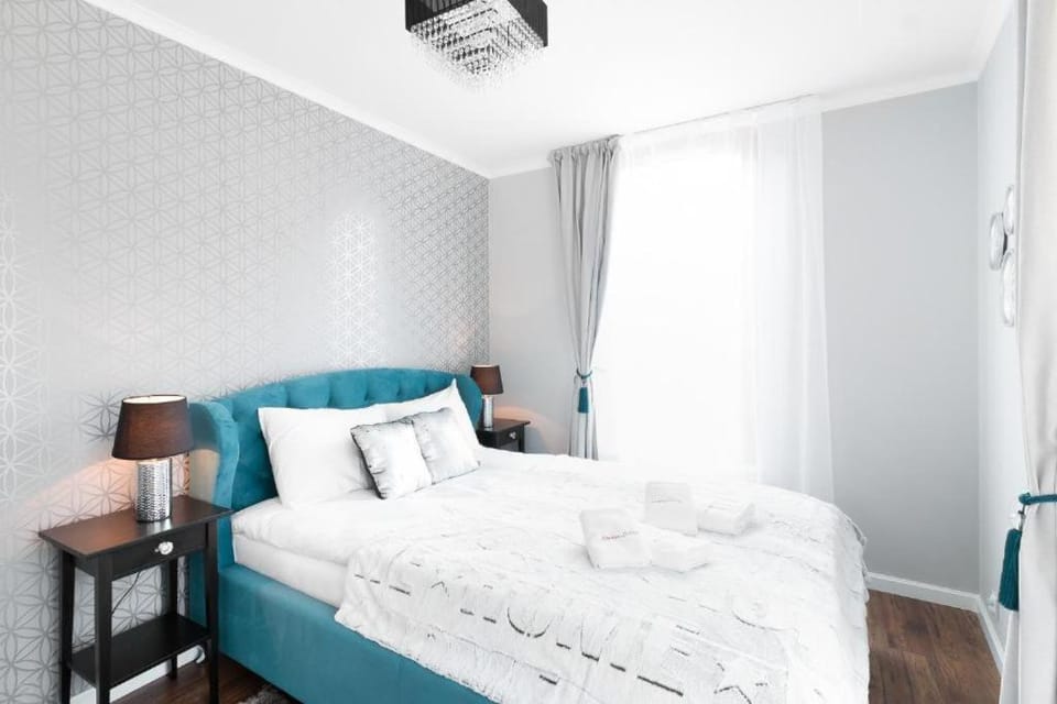 Two-Bedroom Apartment with Living Room, Free Parking - Kazimierz Apartment in Krakow