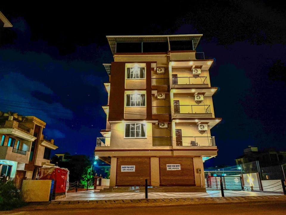 Property building, Night, Neighbourhood, Street view, Location