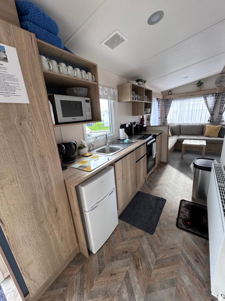 Sea Esta Beautiful 2 Bedroom Caravan At Sealbay Resorts, Apartment in Selsey