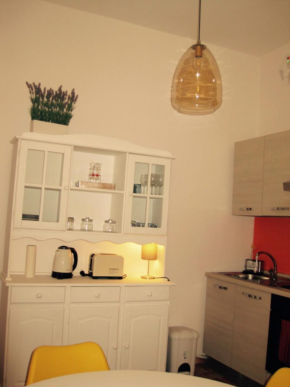 Kitchen or kitchenette, Kitchen or kitchenette, Dining area