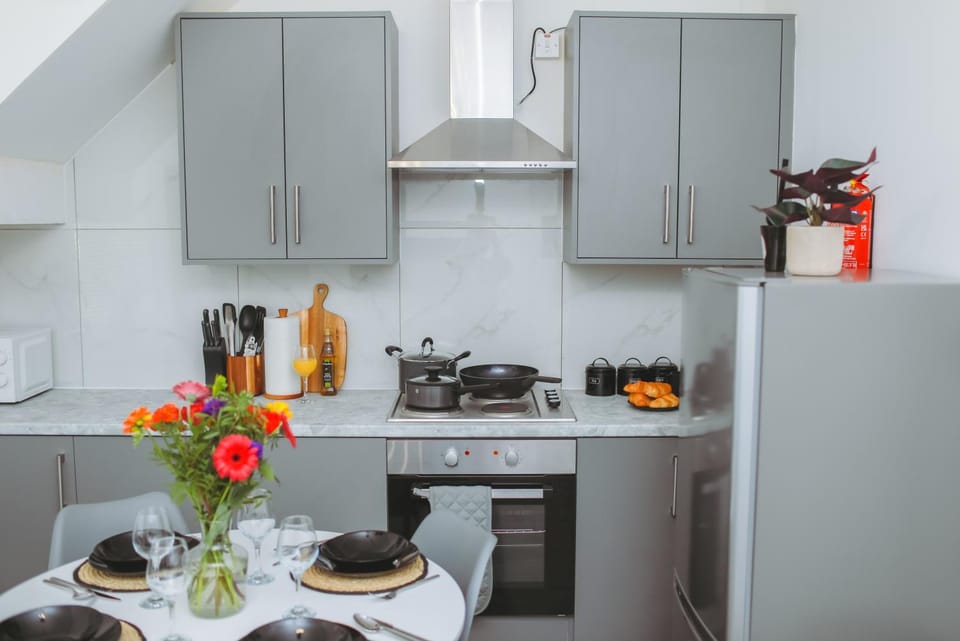 Kitchen or kitchenette, oven, stove, toaster