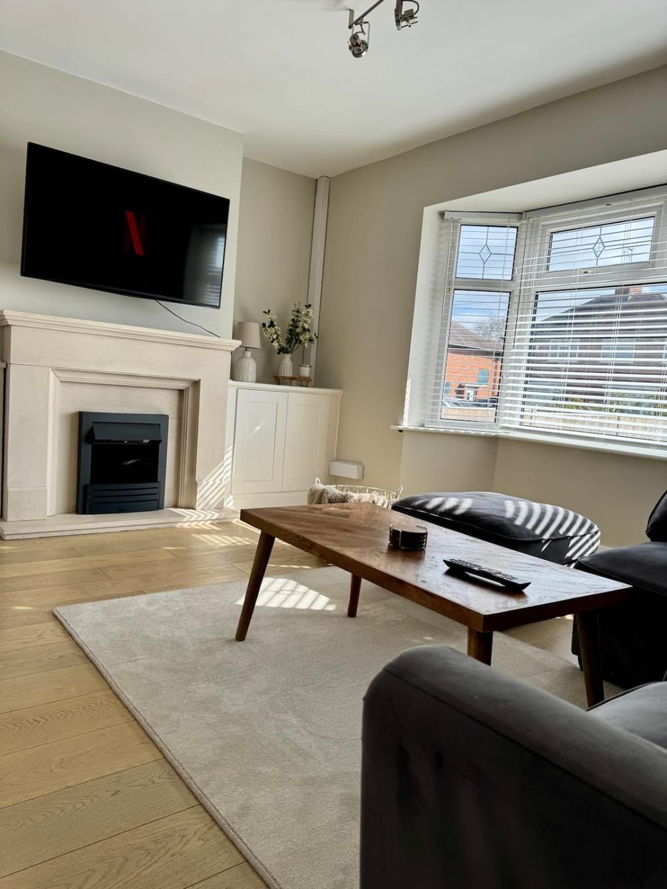Communal lounge/ TV room
