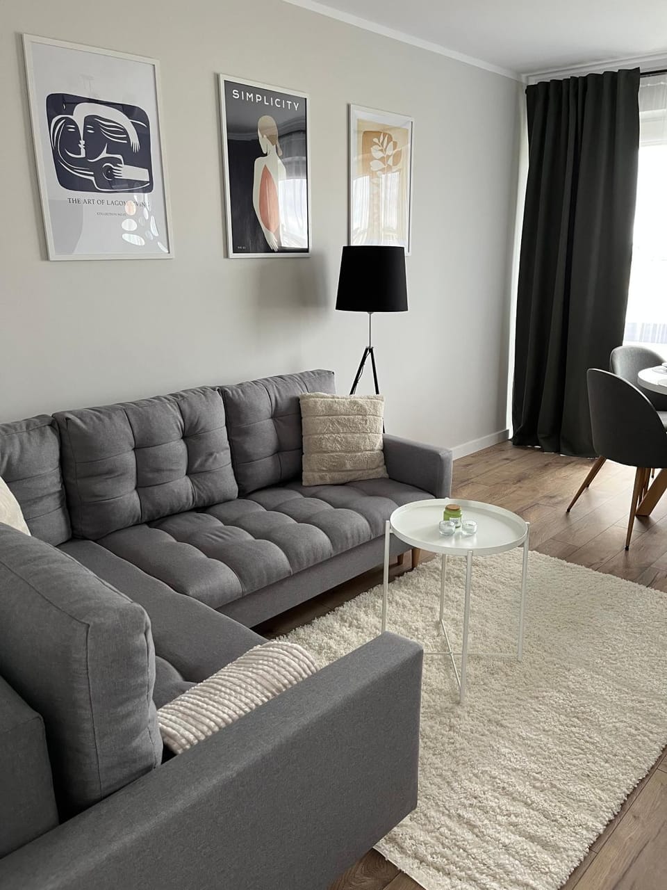 TV and multimedia, Living room, Seating area