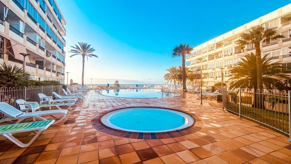 Property building, Pool view, sunbed