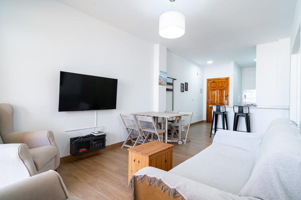 TV and multimedia, Living room, Photo of the whole room, Seating area