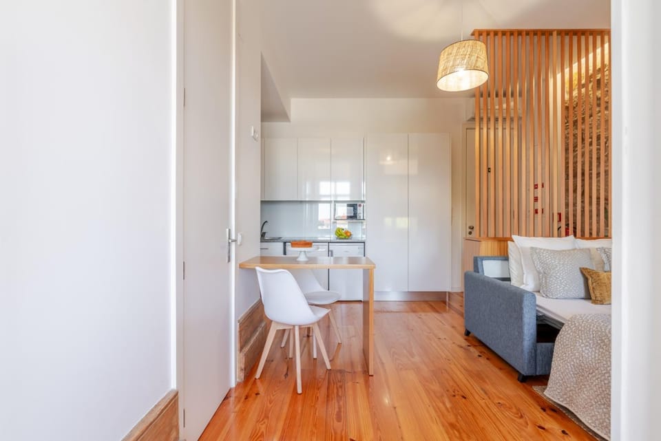 Kitchen or kitchenette, Living room, Dining area