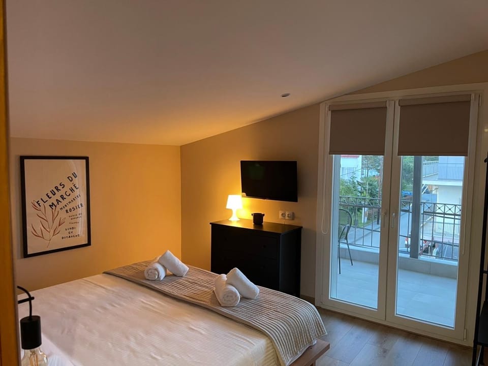 theaSee Sea & Mountain View Apartment in Halkidiki