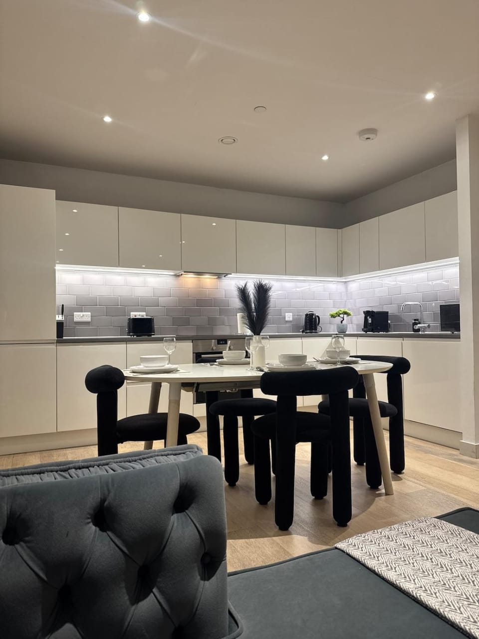 Luxury 2 Bedroom 2 Bathroom Apartment by ExCeL & The 02, London Apartment in London
