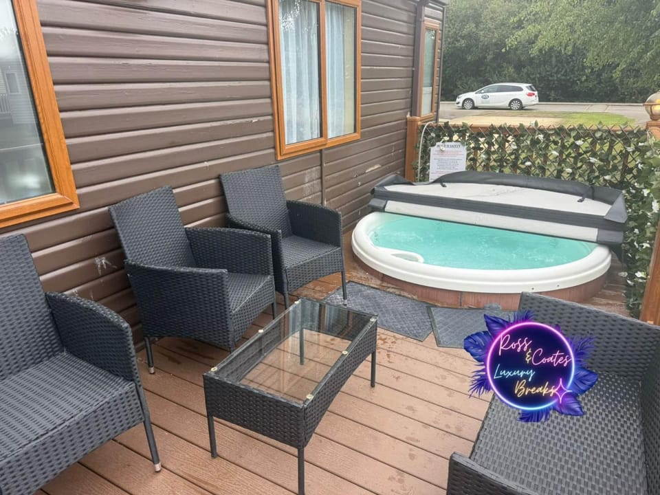 Badgers Burrow - 42 Fairways House in Tattershall