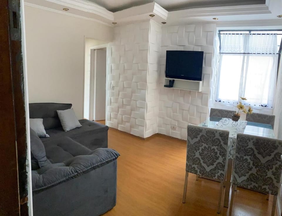 TV and multimedia, Seating area, Dining area