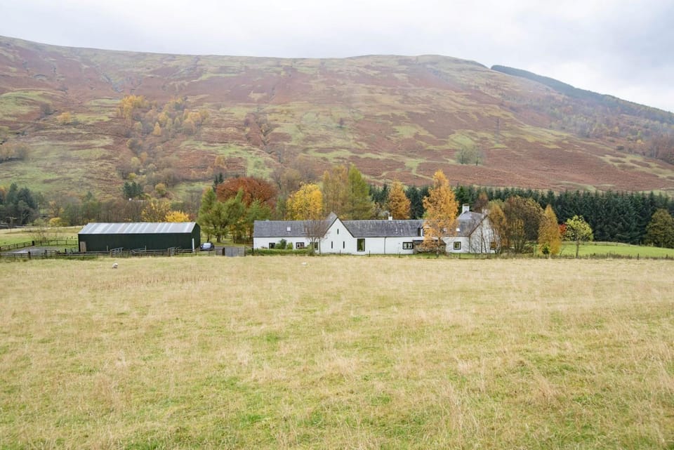 Property building, View (from property/room), Garden view, Mountain view