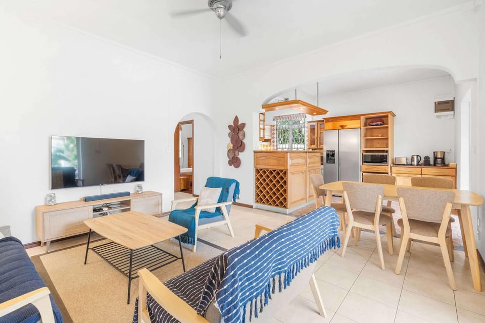 Serenity Bay - Perfect Tropical Stay House in Grand Baie