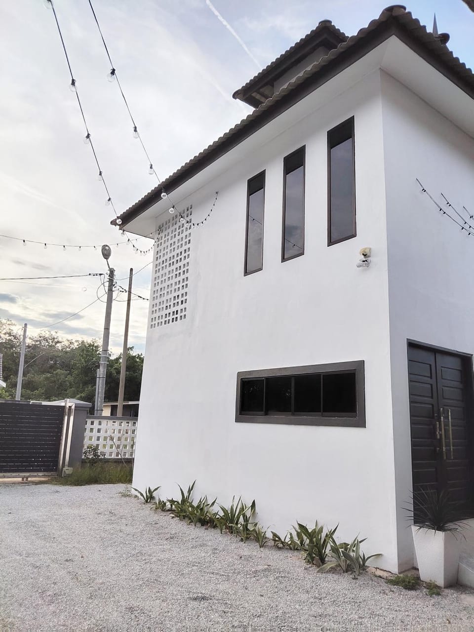 Property building, Day