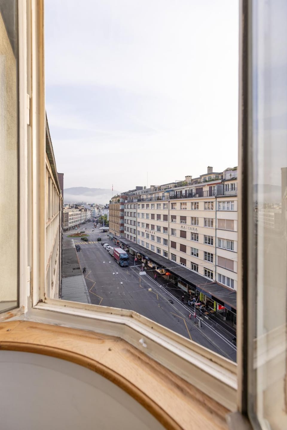 Neighbourhood, City view, Street view, Location