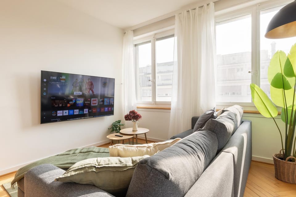 TV and multimedia, Living room, Seating area