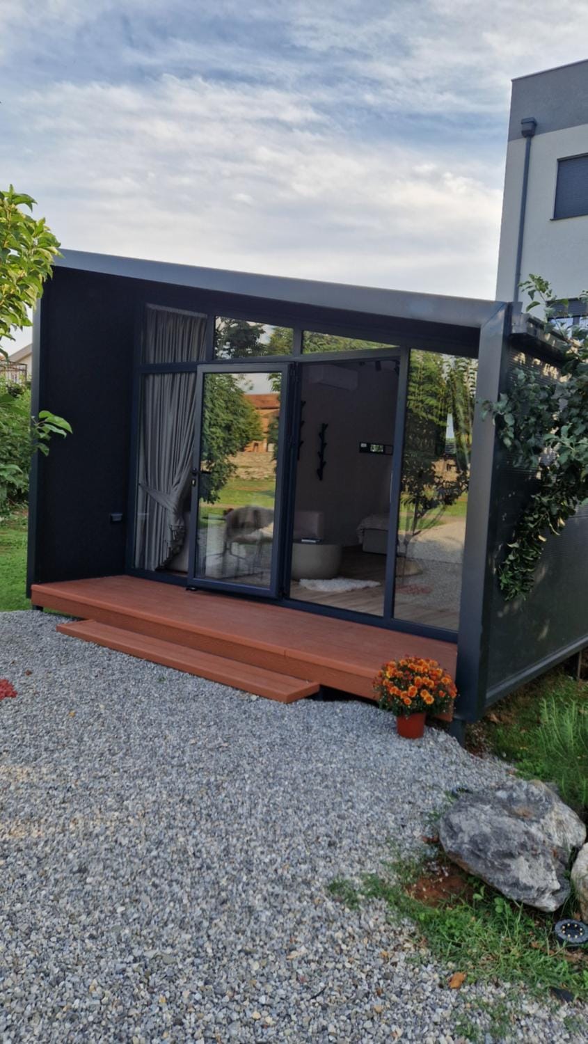 LuxEcoCottage Apartment in Podgorica