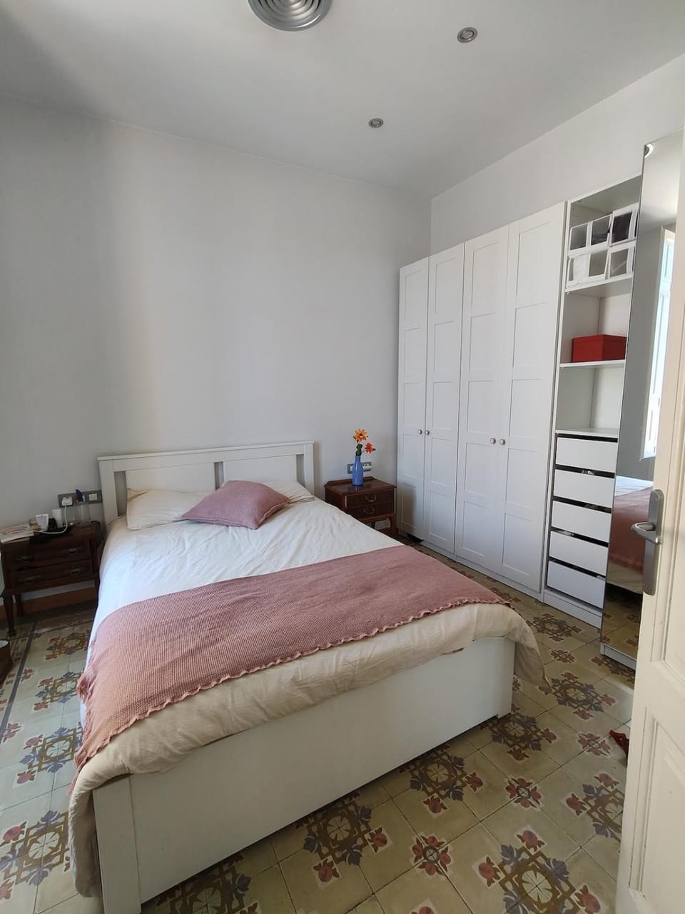 Pis històric modernista al centre de Manresa Apartment in Manresa