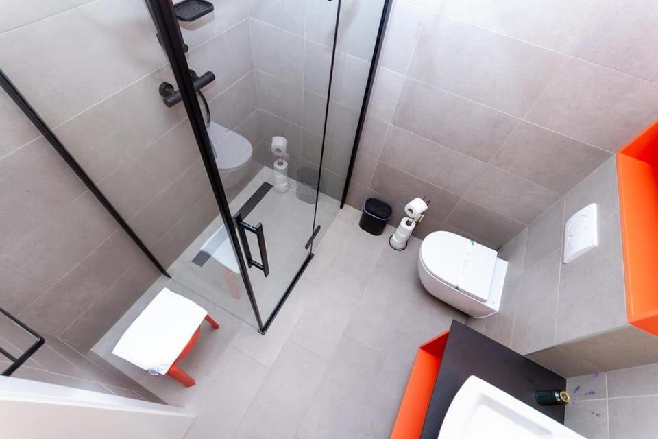Central Harmony 4 People Apartment with AC by NW Apartment in Hungary