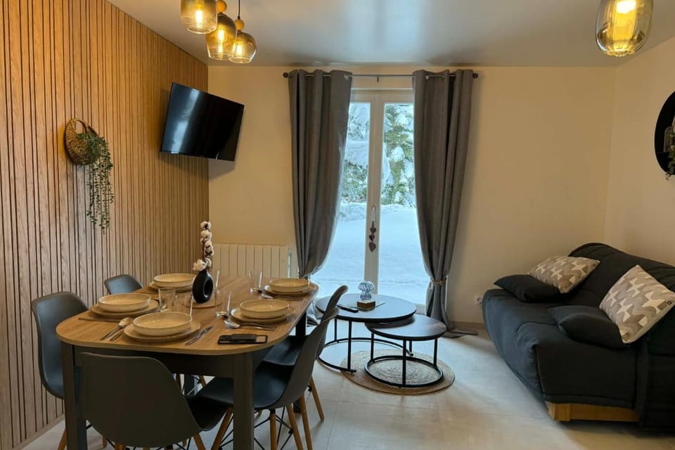 Bright studio in the heart of Les Deux Alpes Apartment in Les Deux Alpes