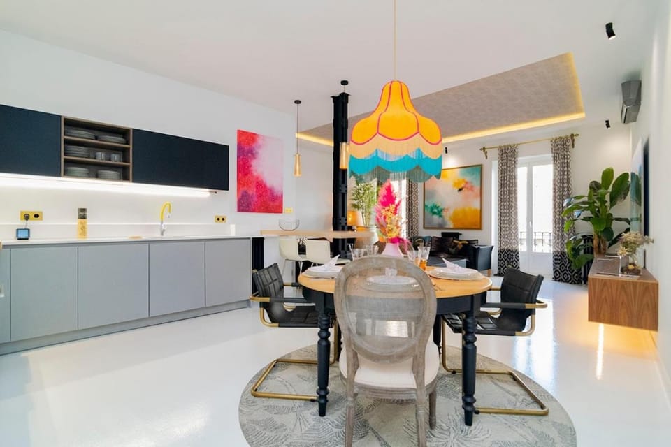 Luxury Golden Apartamento a solo pasos de Gran Vía Apartment in Centro