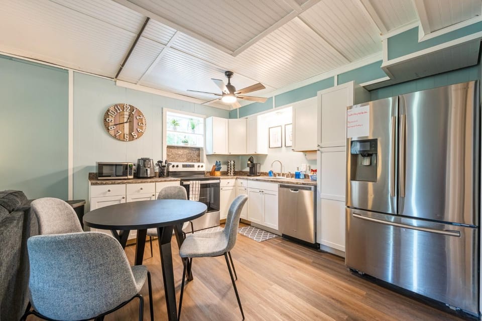 4297 Earney Rd Unit 2 Woodstock Apartment in Georgia