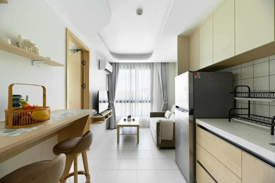 Kitchen or kitchenette, Living room, Dining area