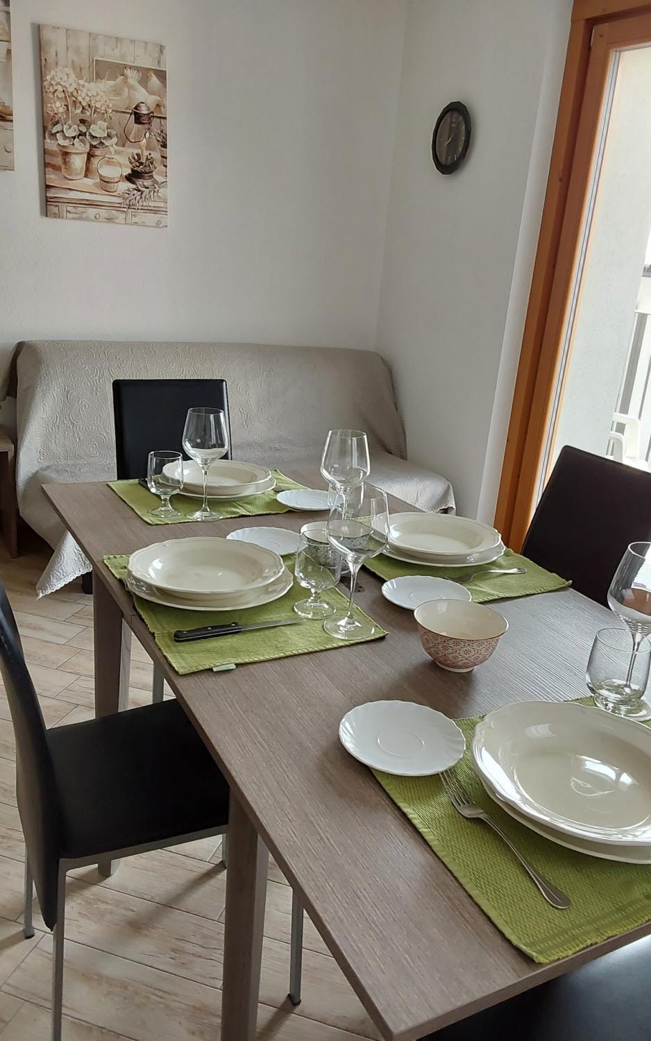 Living room, Dining area