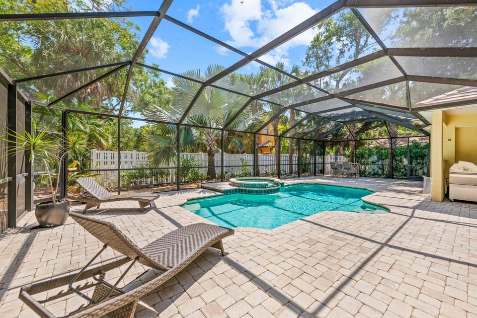 Off Tropic House in Sarasota