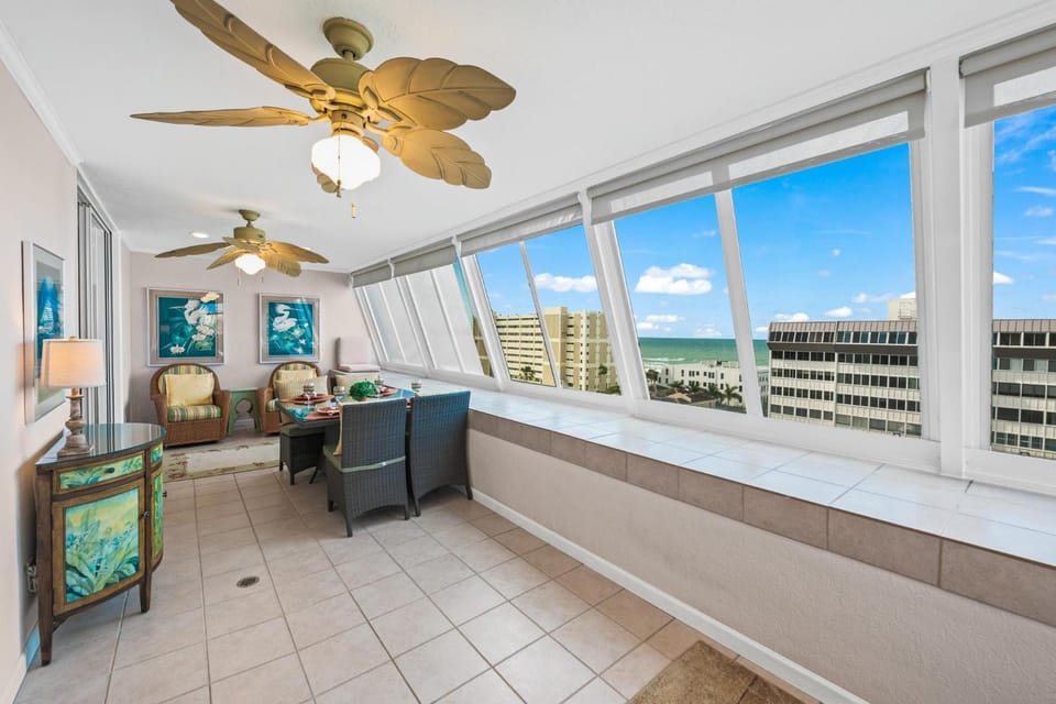 Peppertree Penthouse #803 Apartment in Siesta Beach