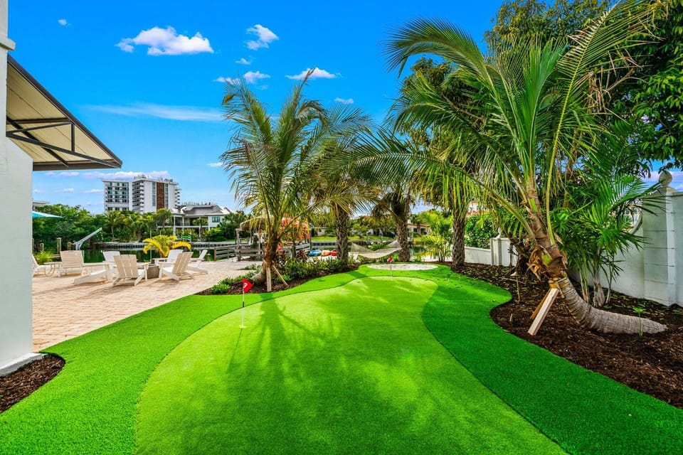 Manatee Cove House in Saint Armands Key