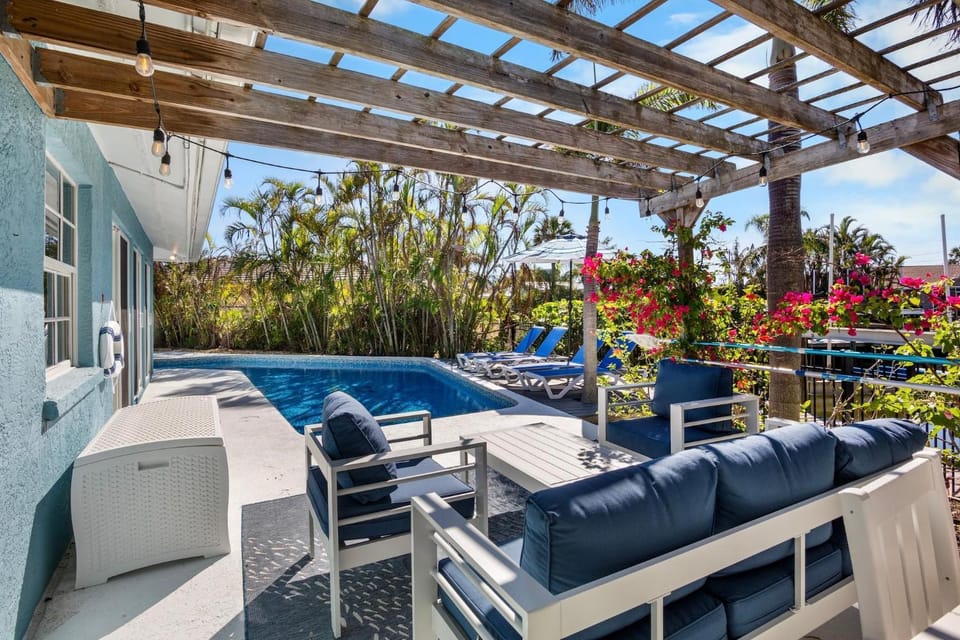 Siesta Dreamin House in Siesta Beach