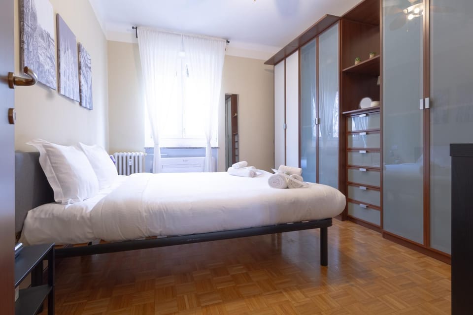 Bed, Photo of the whole room, Bedroom, wardrobe