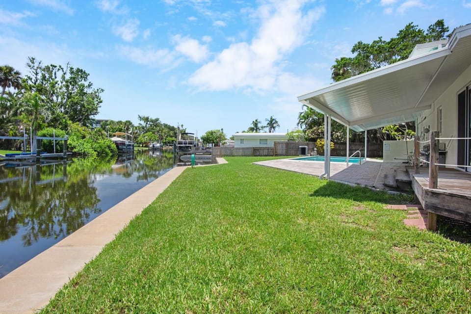 Leona Breeze House in Siesta Key