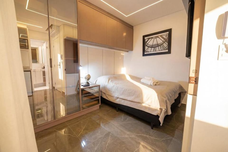 Batel Vista Luxury | Ar condicionado, Varanda e + Apartment in Curitiba