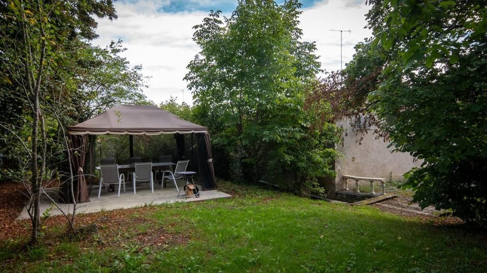 Patio, Garden, Garden, Dining area