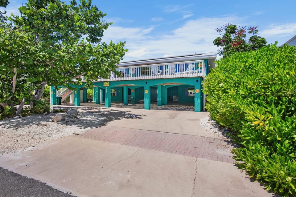 Emerald Shores West House in Anna Maria Island