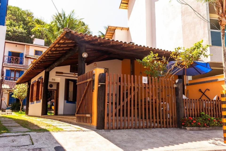House in Ubu facing the sea! House in Anchieta