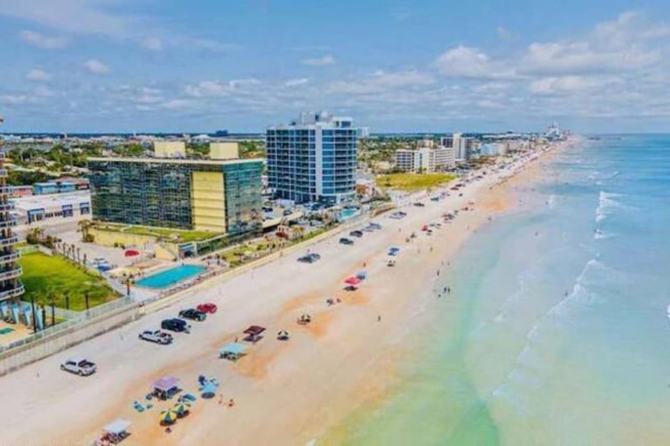 Property building, Bird's eye view, Beach, Sea view