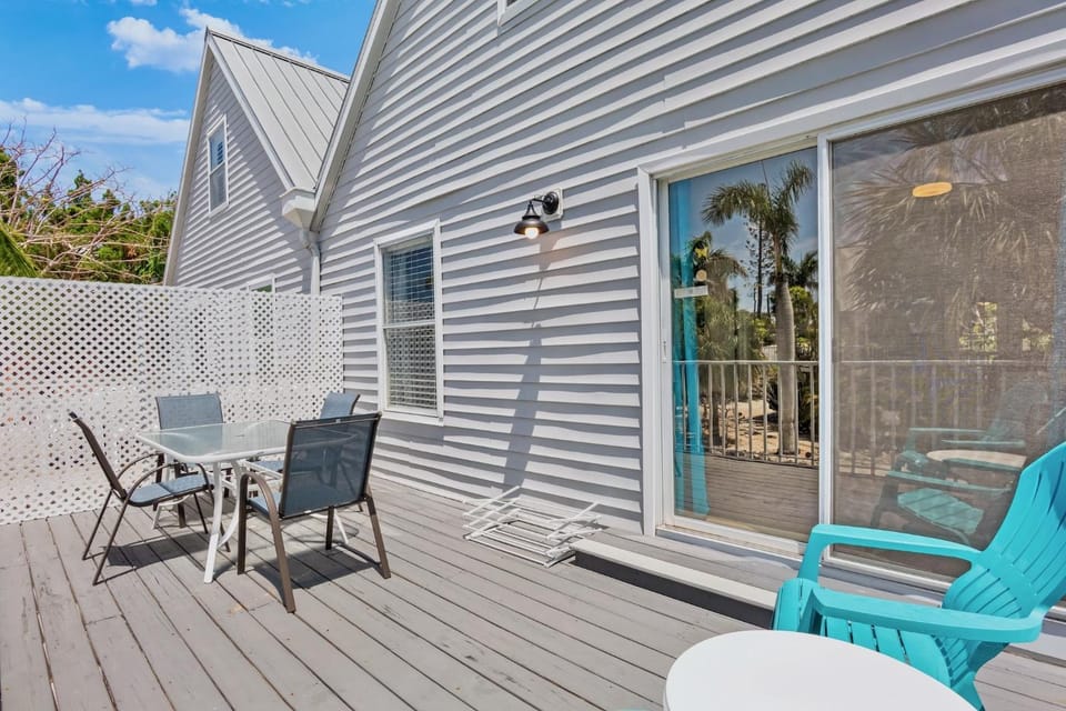 Island Breeze House in Holmes Beach