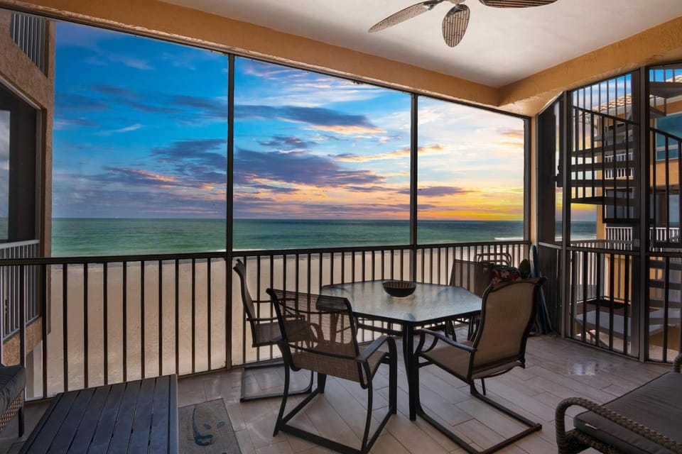 Marbella Villa 4 Apartment in Bradenton Beach