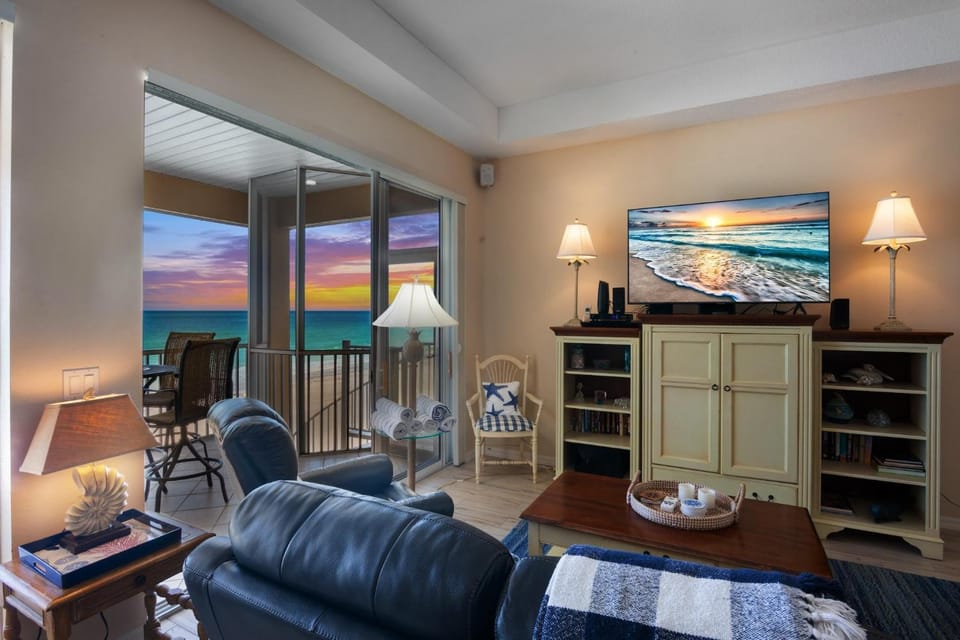 Marbella Villa 3 Apartment in Bradenton Beach
