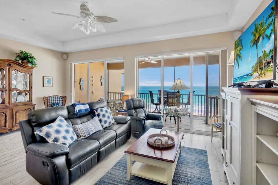 Marbella Villa 3 Apartment in Bradenton Beach