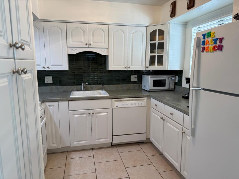 The Salty Perch at Runaway Bay Apartment in Bradenton Beach